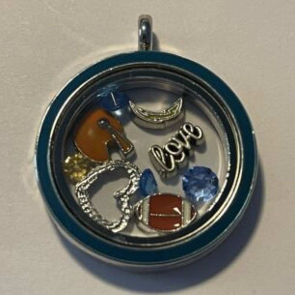 Los Angeles Chargers NFL Memory Charm Locket w/ 22 IN chain NEW